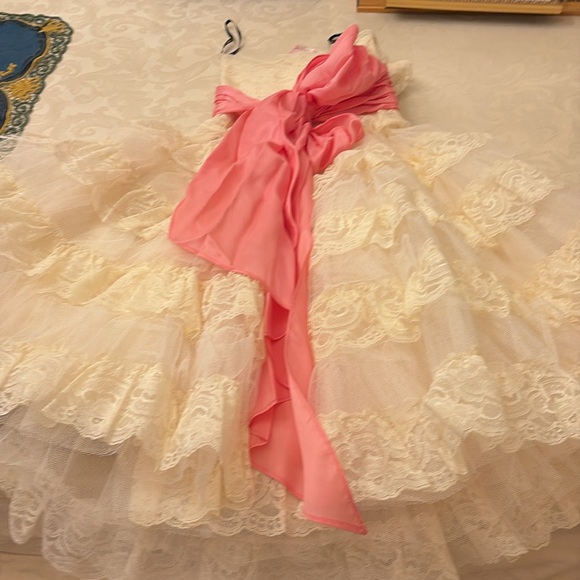 Betsey Johnson vintage tea party dress, size 2. Bridal, wedding. Never worn. - Picture 10 of 14